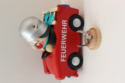 Kugelräucherfigur Feuerwehrtrabi-9156
